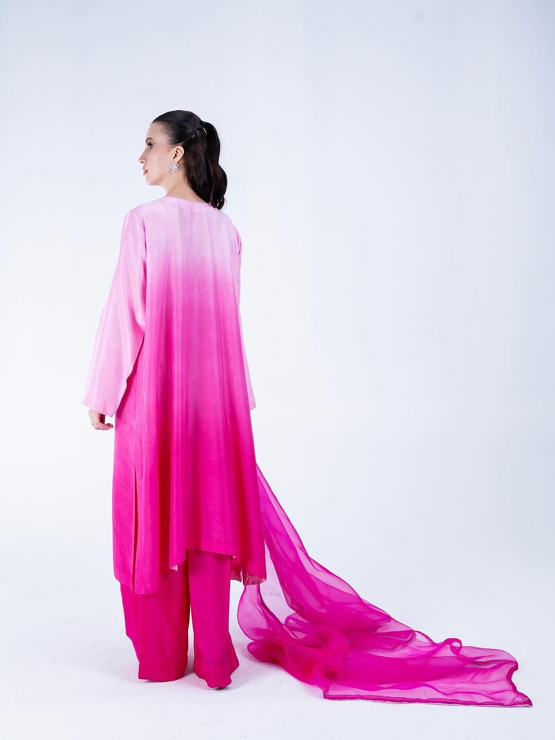 hoorbyattianasir-r%e2%a4%93download-2