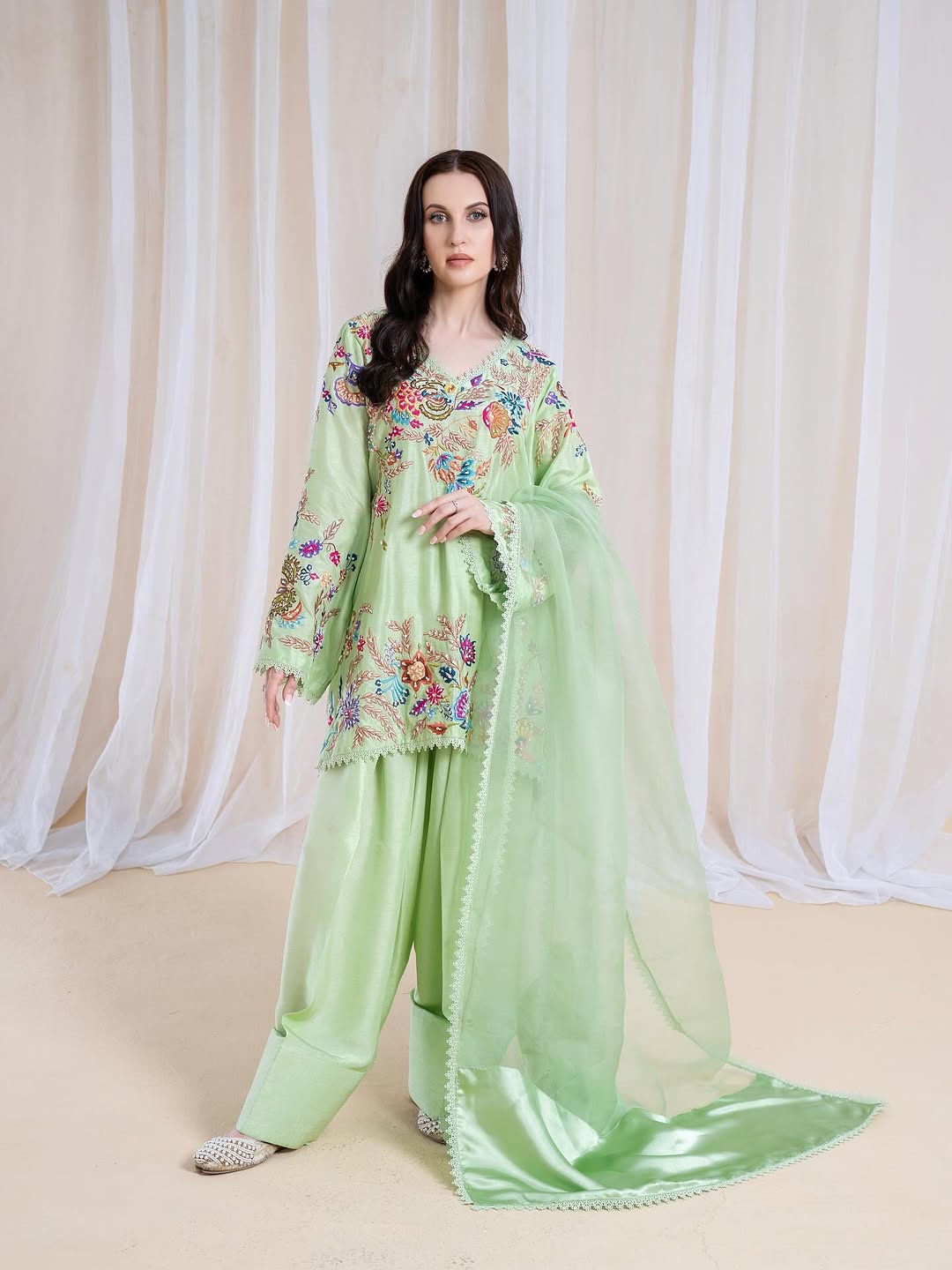 hoorbyattianasir-r%e2%a4%93download-3